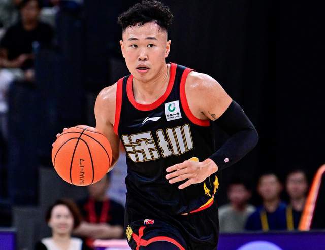 爱游戏（ayx）| 爱游戏体育官方网站 - AYX SPORTS-17投狂砍32分5助！这才是CBA顶级得分手，郑永刚率队冲冠的杀手锏